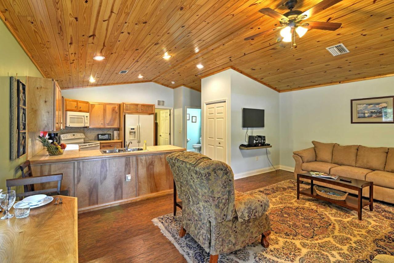 Crystal River Cottage On 1 Acre With Deck And Porch! Yankeetown エクステリア 写真