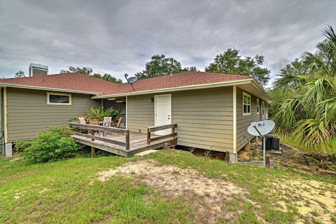 Crystal River Cottage On 1 Acre With Deck And Porch! Yankeetown エクステリア 写真